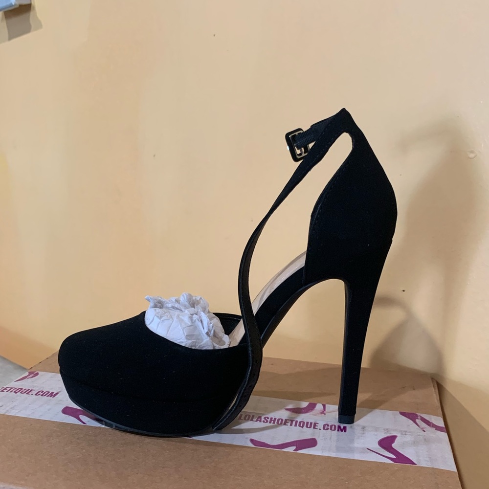 Lolas heels